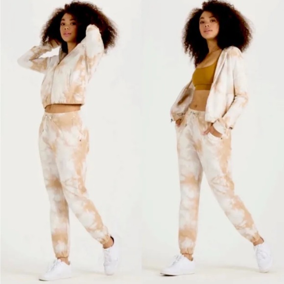 Vuori Pants - Vuori Laguna Lounge Oak Tie Dye Matching Lounge Chill Sweat Set